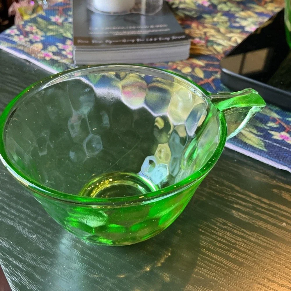 Green‎ Depression Coffee/Tea Cup Jeanette Honeycomb Hex Optic